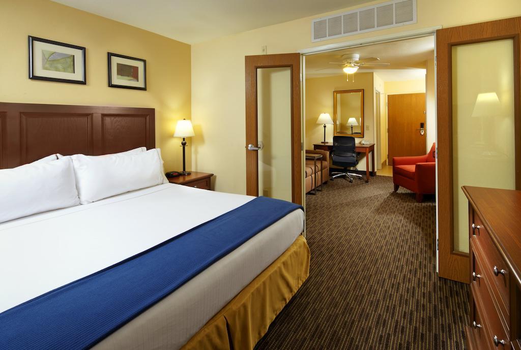 Holiday Inn Express Hotel & Suites Scottsdale - Old Town, An Ihg Hotel Экстерьер фото